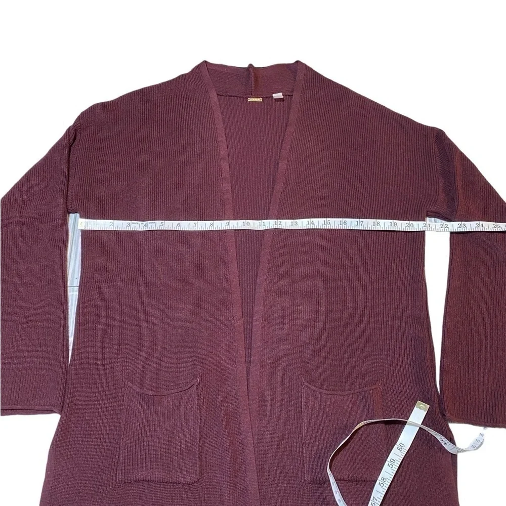 T Tahari Burgundy Cardigan open front 6% cashmere woman’s size large
